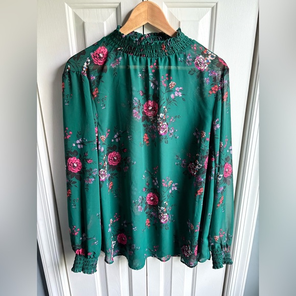 torrid Tops - Torrid Womens Green Floral Print Sheer Long Sleeve Blouse Size 1 (14/16)(1X)